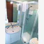 Colorful With Pool ביביונה