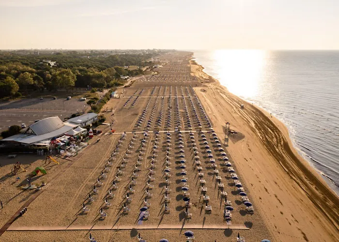 Colorful With Pool *