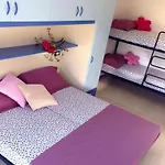 Colorful With Pool * Μπιμπιόνε