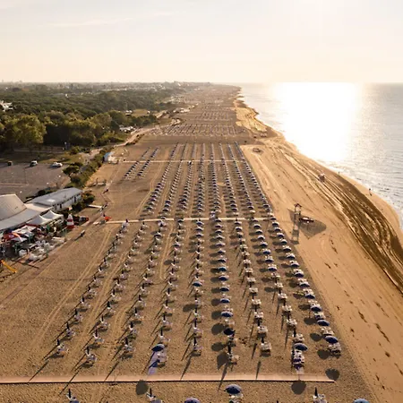 Colorful With Pool *