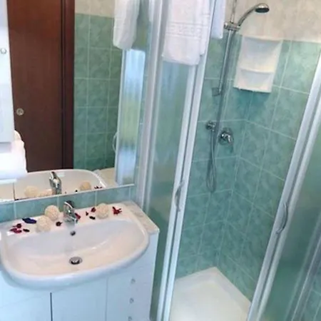 Appartement Colorful With Pool