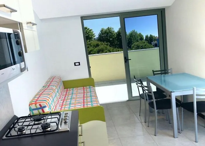 Colorful With Pool Appartement *